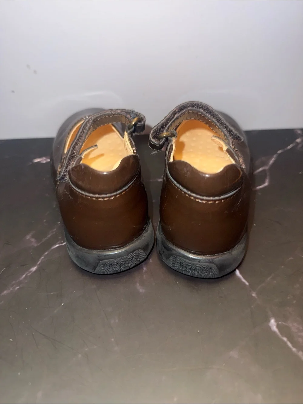 Primigi brown patent leather shoes